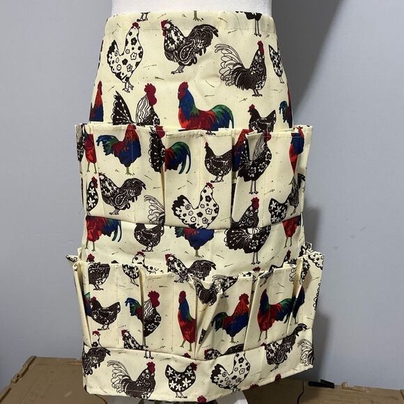 Chicken egg collecting apron.  Never used - Picture 2 of 7